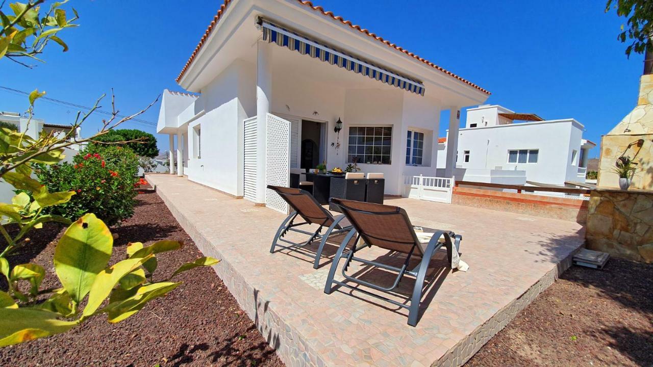 Ferienhaus Casa Blanca - Tarajalejo - Glasfaserinternet - Meerblick Ngoại thất bức ảnh